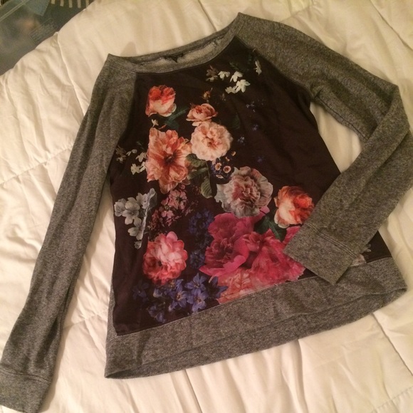 Express grey sweater w floral detail