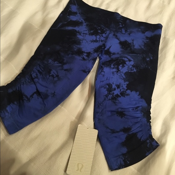 NWT Lululemon crop pants