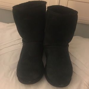 Classic Short Black Uggs
