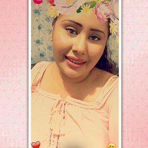 Meet your Posher, Alondra