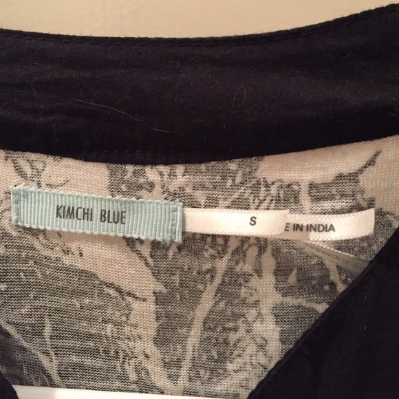 Blouse button down - Picture 3 of 3