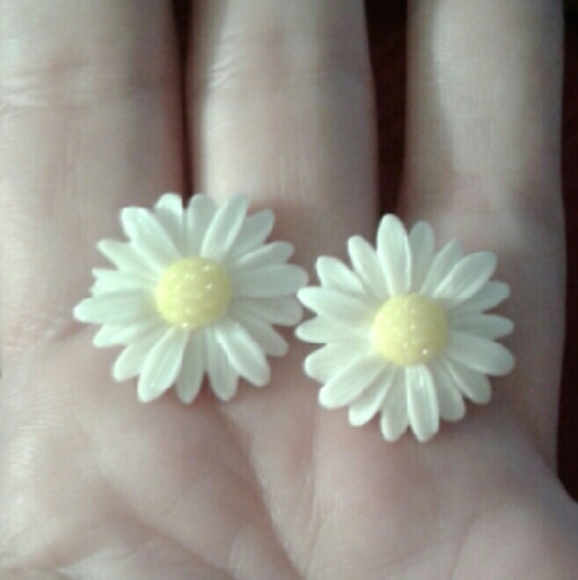 💛SALE💛 New Darling Cloth Daisy Choker w/Stud Er - Picture 2 of 4