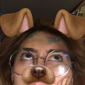 Meet your Posher, Adriana