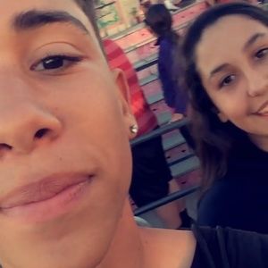 Meet your Posher, Kaya