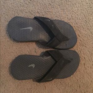 Nike flip flops
