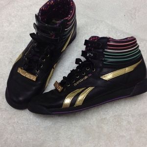 Black classic rebook hightops