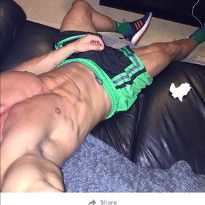 Meet your Posher, Jason