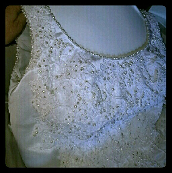 Wedding dress