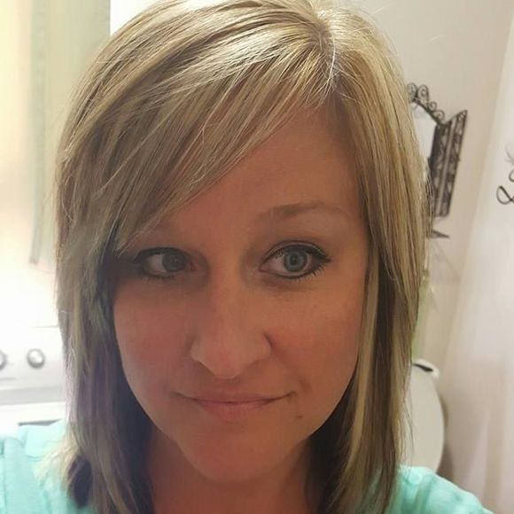 Meet your Posher, Jennifer - Picture 1 of 1