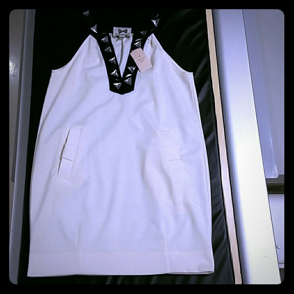 A line short dress