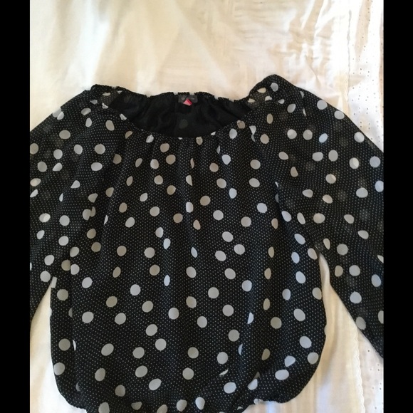 Vince Camuto Blouse - Size Small