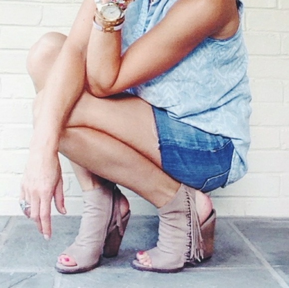 Last Size 7.5**🍫Fringe Open Toe Faux Leather Heel - Picture 7 of 8