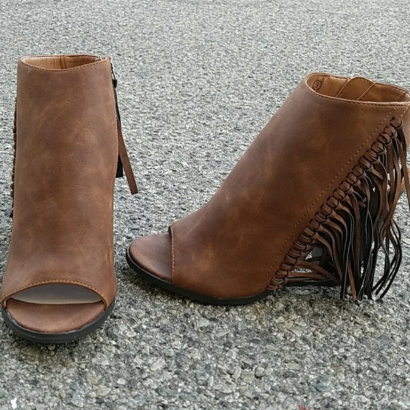 Last Size 7.5**🍫Fringe Open Toe Faux Leather Heel - Picture 5 of 8