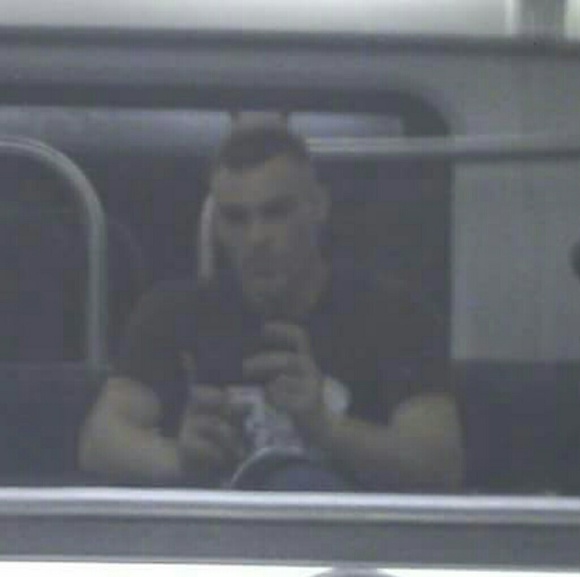 Meet your Posher, Adam - Picture 2 of 4