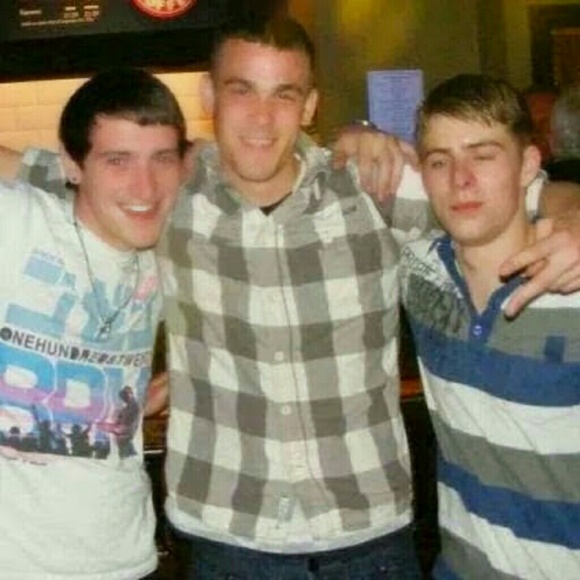 Meet your Posher, Adam - Picture 3 of 4