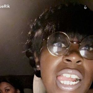 Meet your Posher, Sharika