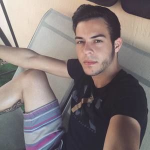 Meet your Posher, Omar