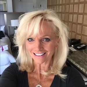 Meet your Posher, Cherie