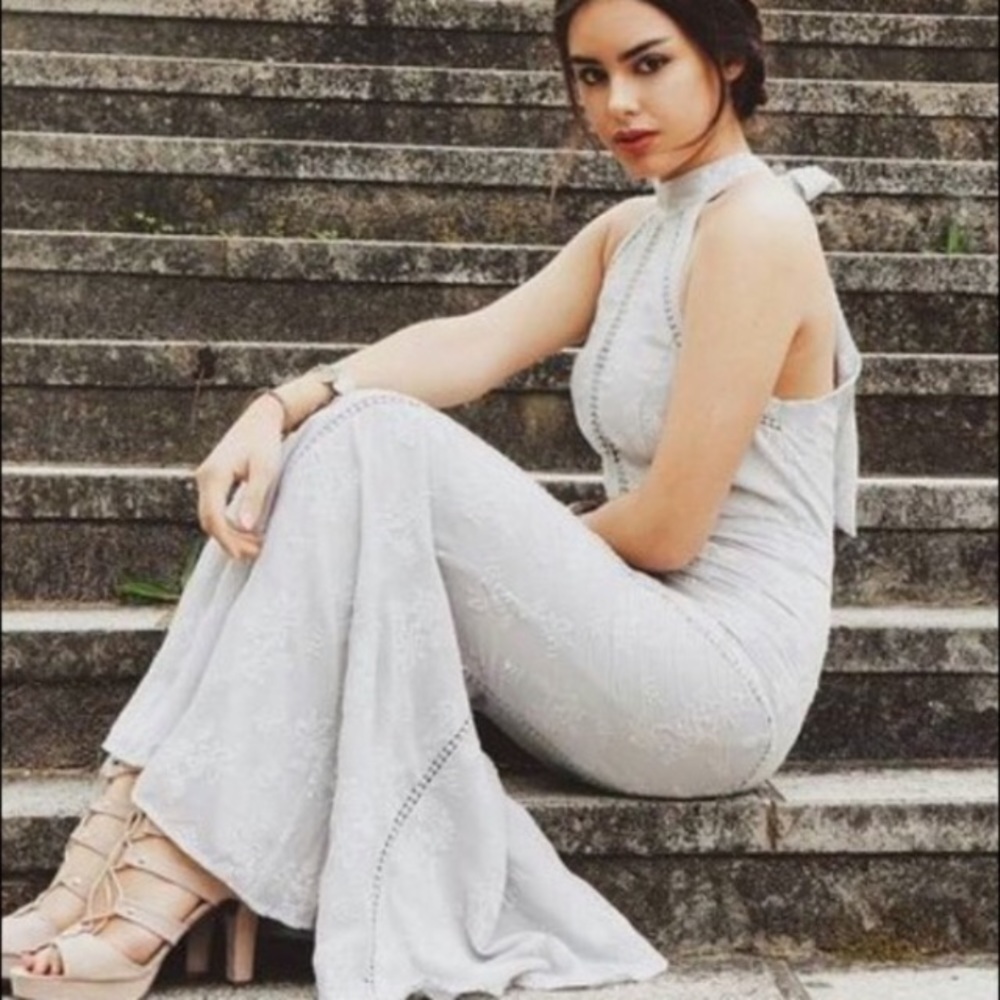 😍 Gorgeous Jarlo Dress