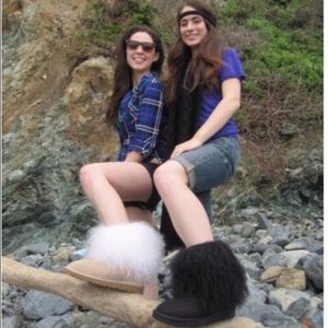 UGG SHEEPSKIN MONGOLIAN CUFF BOOT