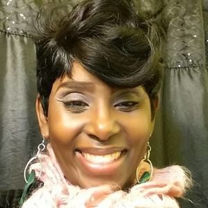 Meet your Posher, Pamela