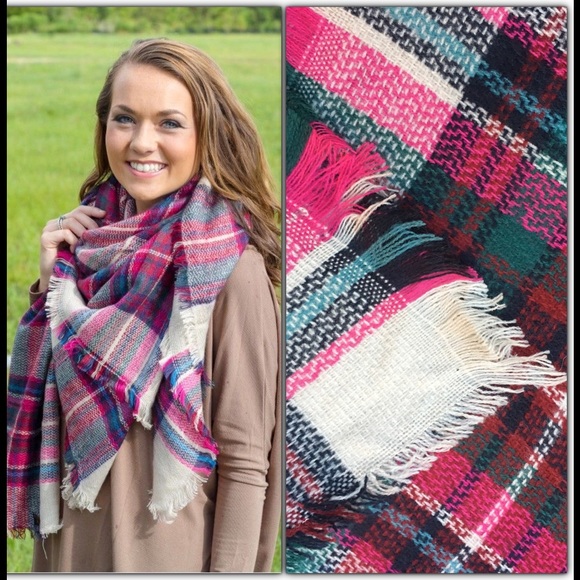 💞CLEARANCE💞 Fuchsia Paid Blanket Scarf #1 - Picture 2 of 4