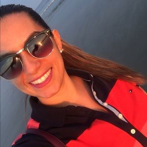 Meet your Posher, Daniela