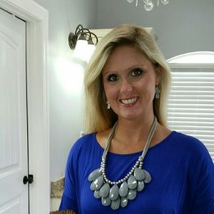 Meet your Posher, Christy