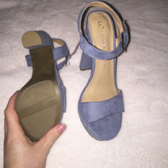 Suede blue heels - Picture 1 of 2