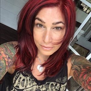 Meet your Posher, Lisa