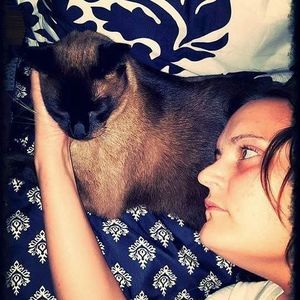 Meet your Posher, April