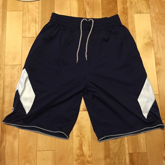 Men's Under Armour basketball shorts
