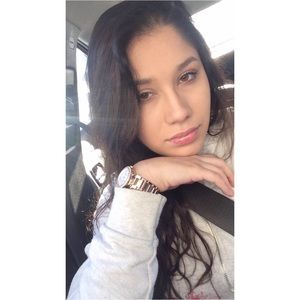 Meet your Posher, Amber