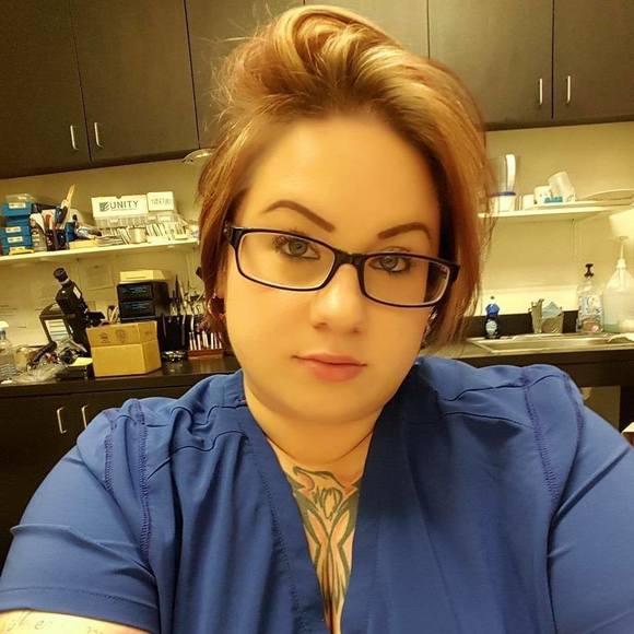 Meet your Posher, Vickie