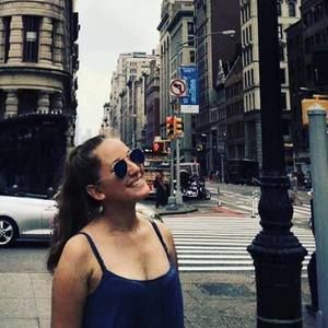 Meet your Posher, Elena