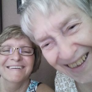 Meet your Posher, Becky