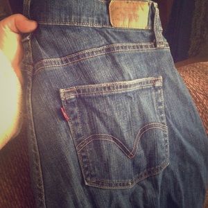 Women's size 14 Levi jeans