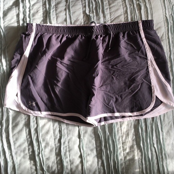 New Women's Under Armour Shorts