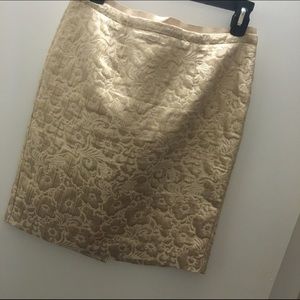 Gold Loft skirt size 4