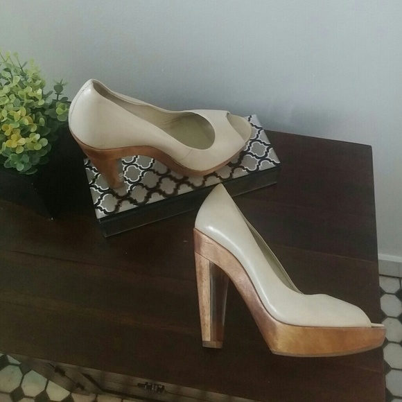 Shoes - Picture 2 of 2