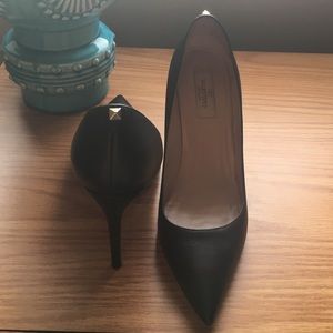 Super Sexy Valentino heels! Only worn twice!