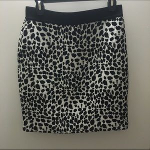 NWT Ann Taylor animal print skirt size 6