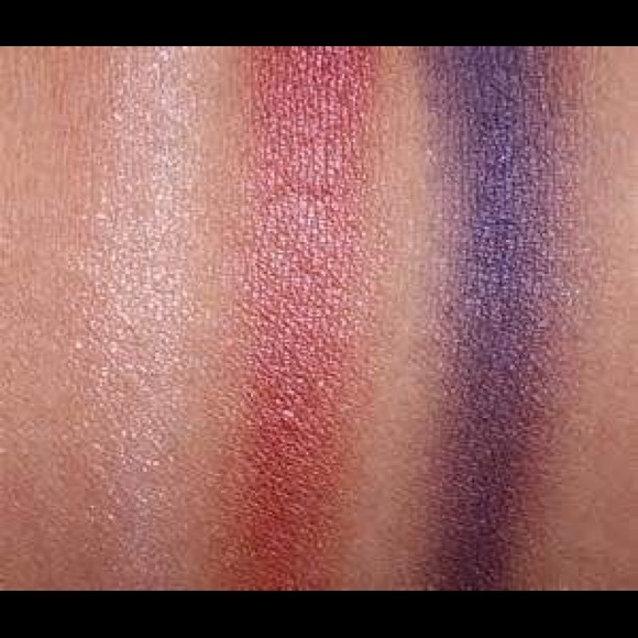 MAC Claretluxe Eyeshadow Palette - Picture 4 of 4