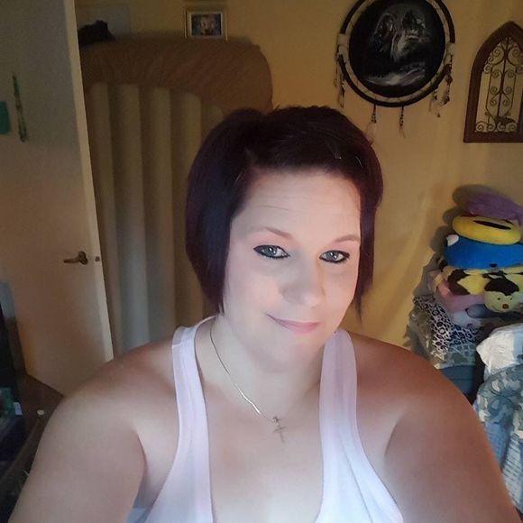Meet your Posher, Michelle - Picture 1 of 1