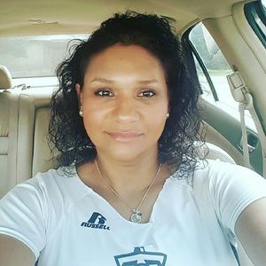 Meet your Posher, Stefani