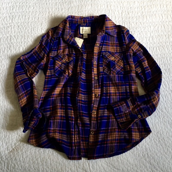 NWT Forever 21 Flannel Button Down