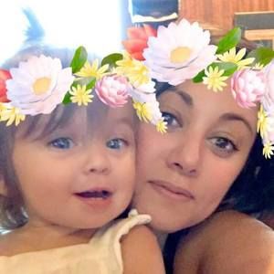 Meet your Posher, Nina