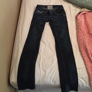 Big star dark wash skinny jeans. Size 25L.