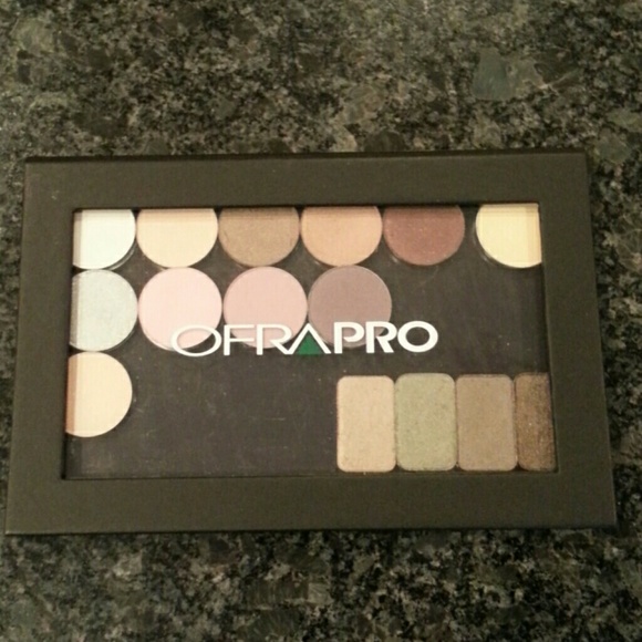 OFRA magnetic palette with Benefit & Stila shadows