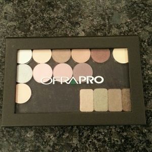 OFRA magnetic palette with Benefit & Stila shadows